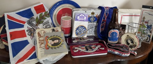 Bundle items 1977 queen - 30,
