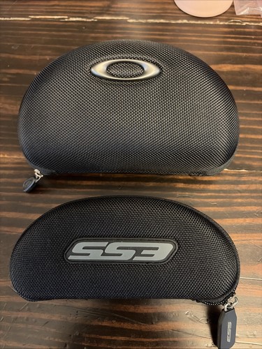 Authentic oakley ess and - authentic,
