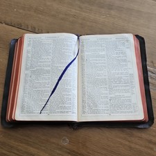 Oxford Leather Holy Bible Gilt