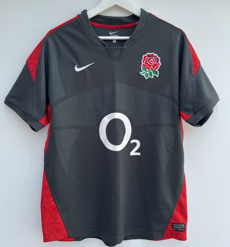 England 2010 away rugby - 2010/11,
