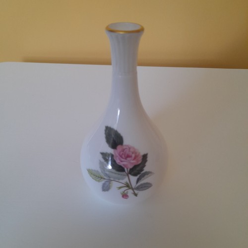 Wedgwood bone china hathaway - wedgwood,