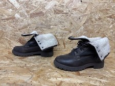 Wrangler Boots Size 6 UK Fur