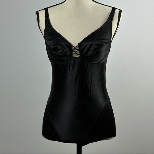 Vanity fair vtg - fair, black