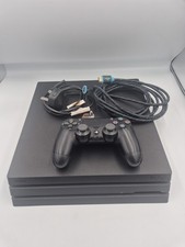 PS4PRO Console 1TB Controller
