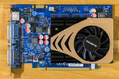 Gigabyte n95toc 1gh pcie - |,