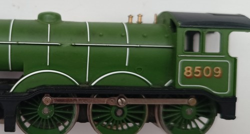 Hornby r150 lner - hornby,