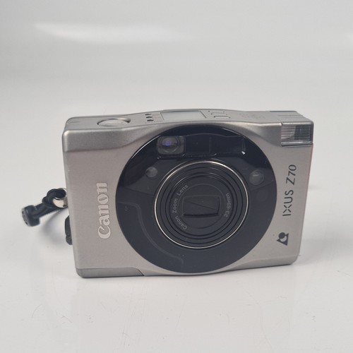 Canon ixus 35mm compact - z,