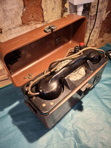 Vintage field portable