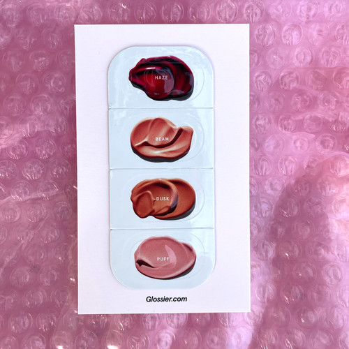 Glossier cloud paint - glossier,