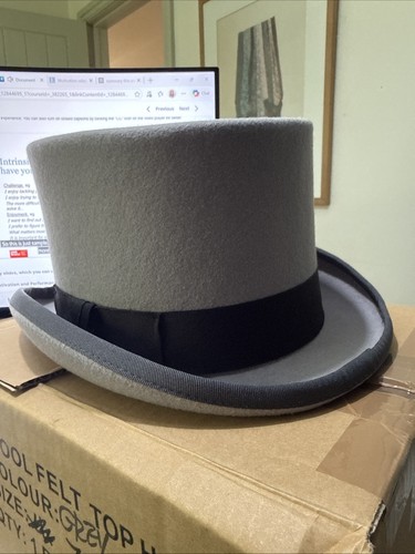 Grey top hat 8 - 7, 5/8