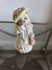 Vintage Jaimy Chuang Resin