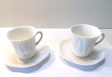 Vintage Shelley Dainty White 2