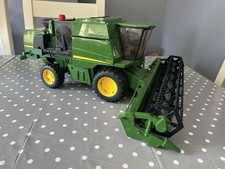 Bruder John Deere T670i