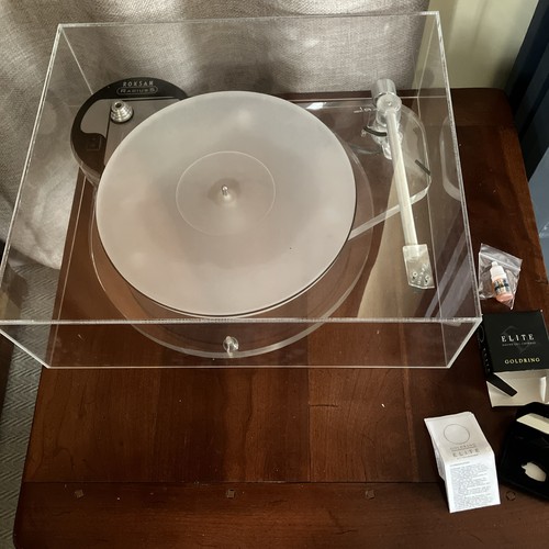 Roksan radius turntable - radius, 5