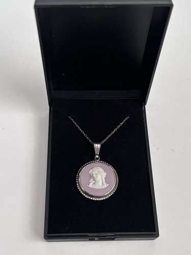 Rare vintage wedgwood lilac - rare,