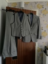 CAVANI 3 PIECE GREY SUIT C 38R, W 36R,L 31, W/C 40