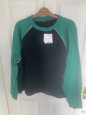 Zara Black & Green   Pullover