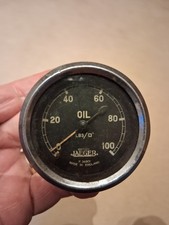 Vintage Jaeger Oil Pressure Gauge Made In England In Working Order
