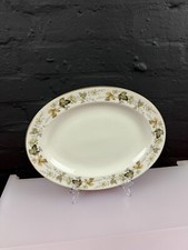 Royal Doulton Larchmont Oval