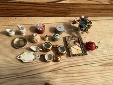 Vintage Dolls House Miniatures
