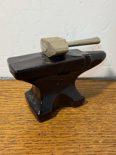 Vtg avon blacksmith anvil - avon, &