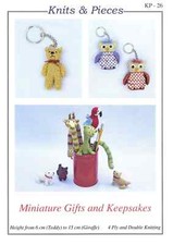 Knits & Pieces 26 Miniature