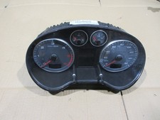 2011 AUDI A3 1.6 TDI SE 5DR FACELIFT MK2 8P SPEEDOMETER 8P0920983