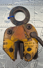 0.5 Ton Vertical Plate Lifting Clamp