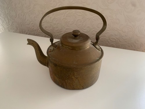 Small victorian brass - small, kettle