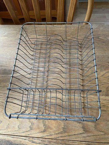 Vtg antique primitive metal - antique,