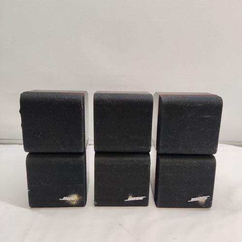 Bose black red line - x,