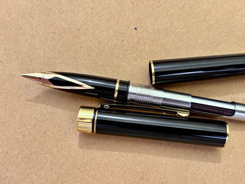 Sheaffer targa fountain - sheaffer,