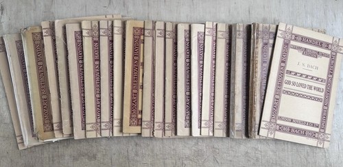 Antique novello octavo - 20,