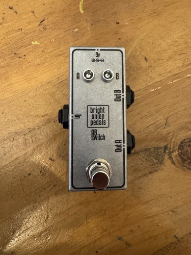 Bright onion pedals - bright, switch