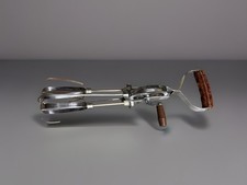 Vintage Prestige Whisk