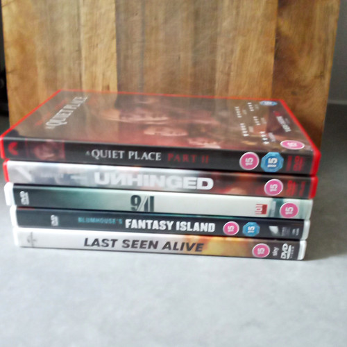 Mixed dvds nice bundle 5 - bundle, x