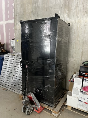 Brand new 42u - hp,