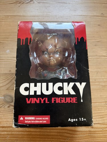 Mezco chucky vinyl - vinyl, doll