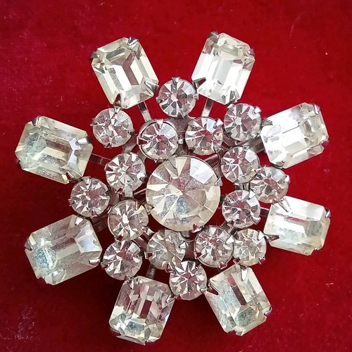 Vintage silver tone - rivet, back