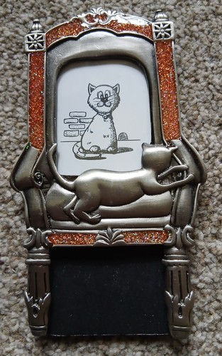 Pewter cat chair picture - pewter,