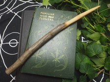 Avalon Hawthorn Wood Wand -