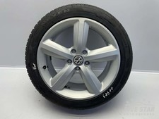 VW Golf R17 Alloy Wheel With