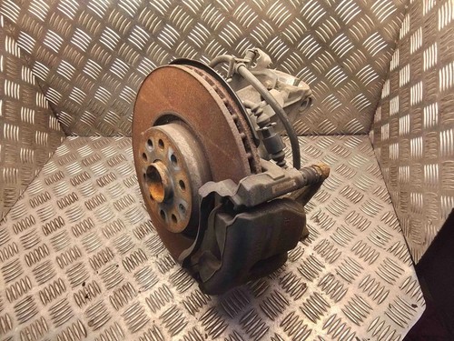 Touran 5t1 front right - touran,
