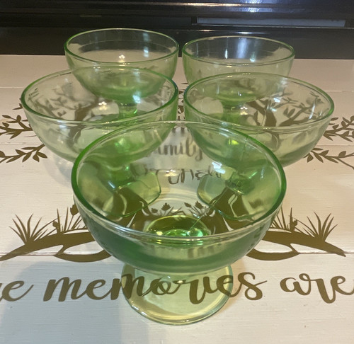 Set green glass stemmed - of,