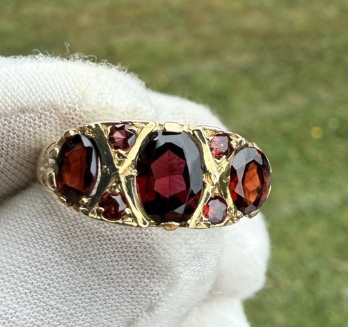 Vintage 9ct ladies garnet - 9ct,