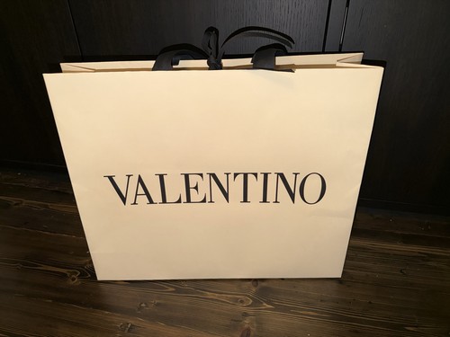 Rare 100 authentic - rare, valentino