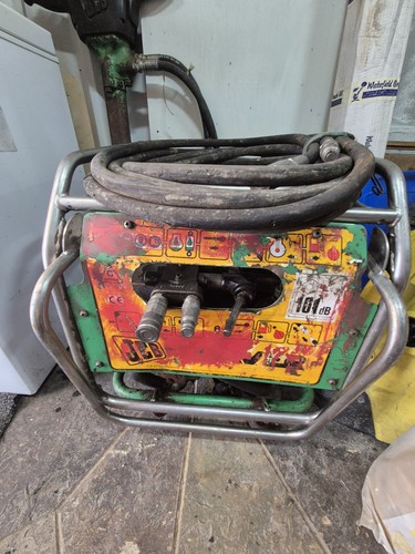 Jcb beaver hydraulic breaker - jcb,