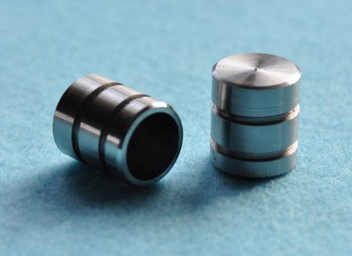 Triumph rocker spindle - triumph, end