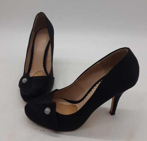 Black high heel shoes - black,