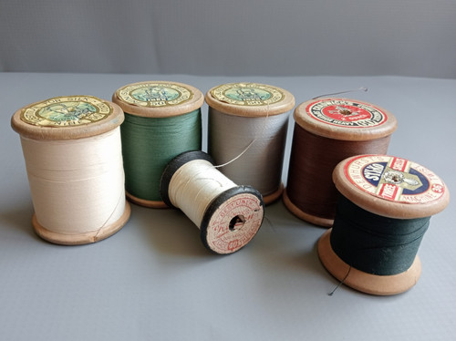 Vintage wooden thread - 6,